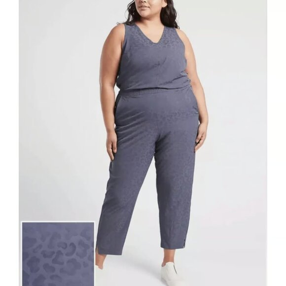 Athleta Brooklyn Textured Jumpsuit | Size 24 | NWT | Lightweight Semi-Fitted One - Picture 1 of 4